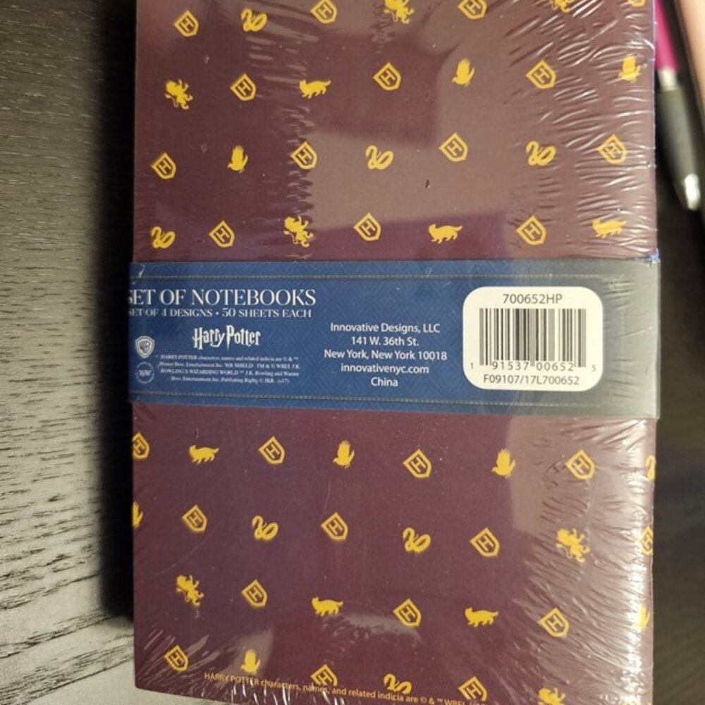 Harry Potter Set of Notebooks Loot Crate Exclusive NWT! - Picture 4 of 6